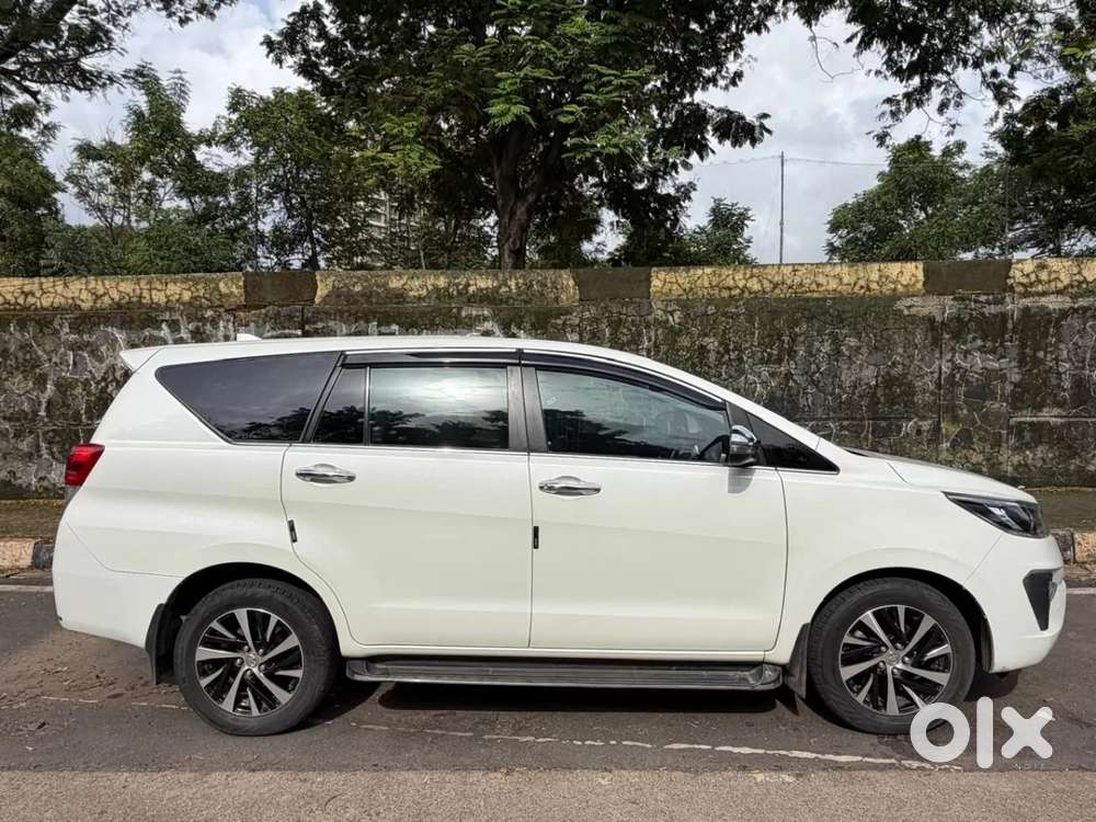 Toyota Innova Crysta [2020-ongoing] 2.4 Zx At 7 Str, 2022, Diesel