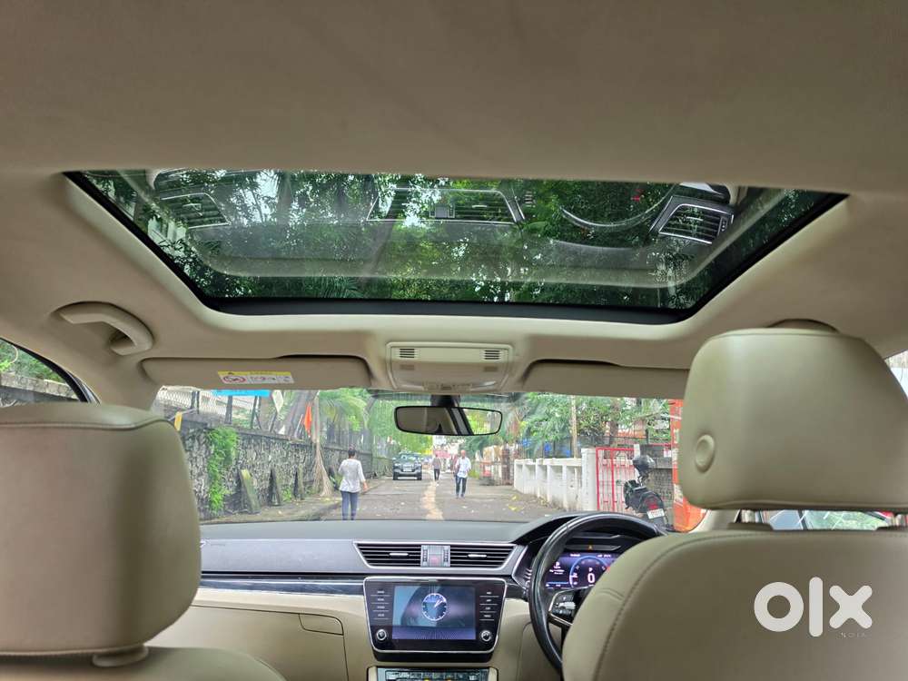 Skoda Superb 2.0 L&k Tsi At, 2022, Petrol