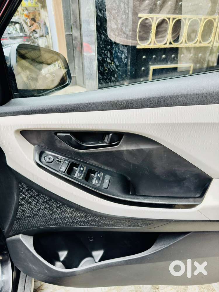Hyundai Creta 1.5 Ex Petrol, 2022, Petrol