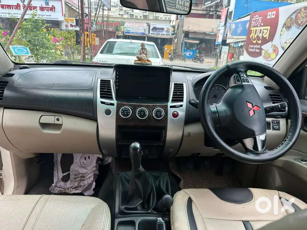Mitsubishi Pajero Sport 2014