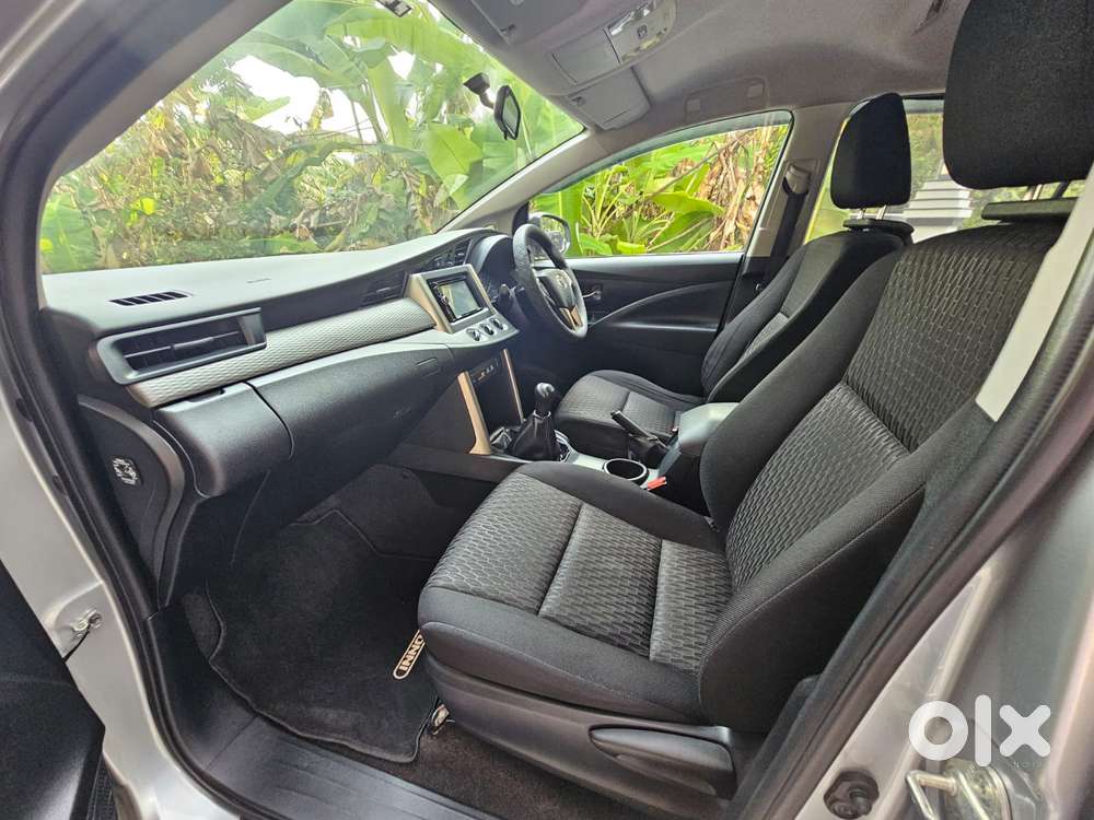 Toyota Innova Crysta 2.4 Gx Mt, 2017, Diesel