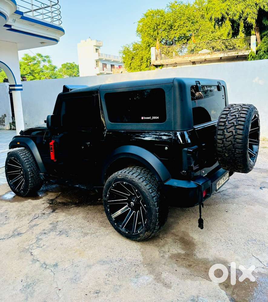 Mahindra Thar Petrol 2023