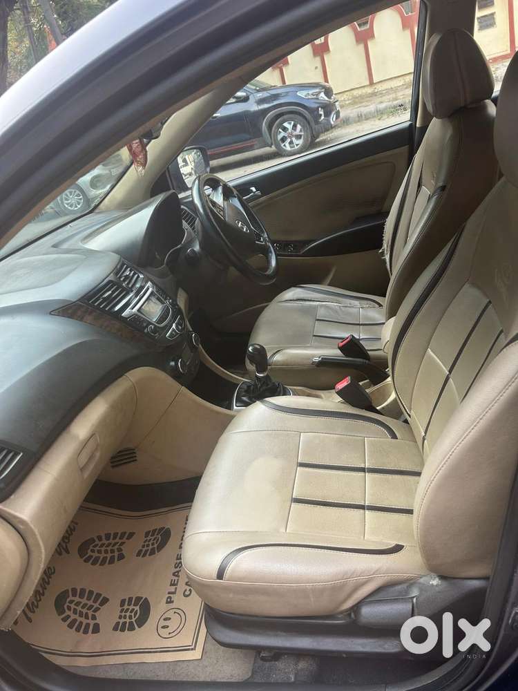 Hyundai Verna [2015-2017] Fluidic 4s 1.6 Vtvt Sx (o), 2013, Cng & Hy..