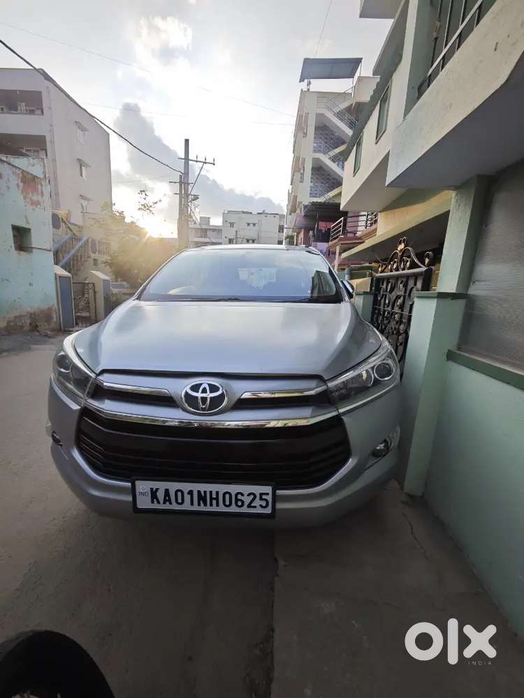 Toyota Innova Crysta 2018 Diesel Well Maintained