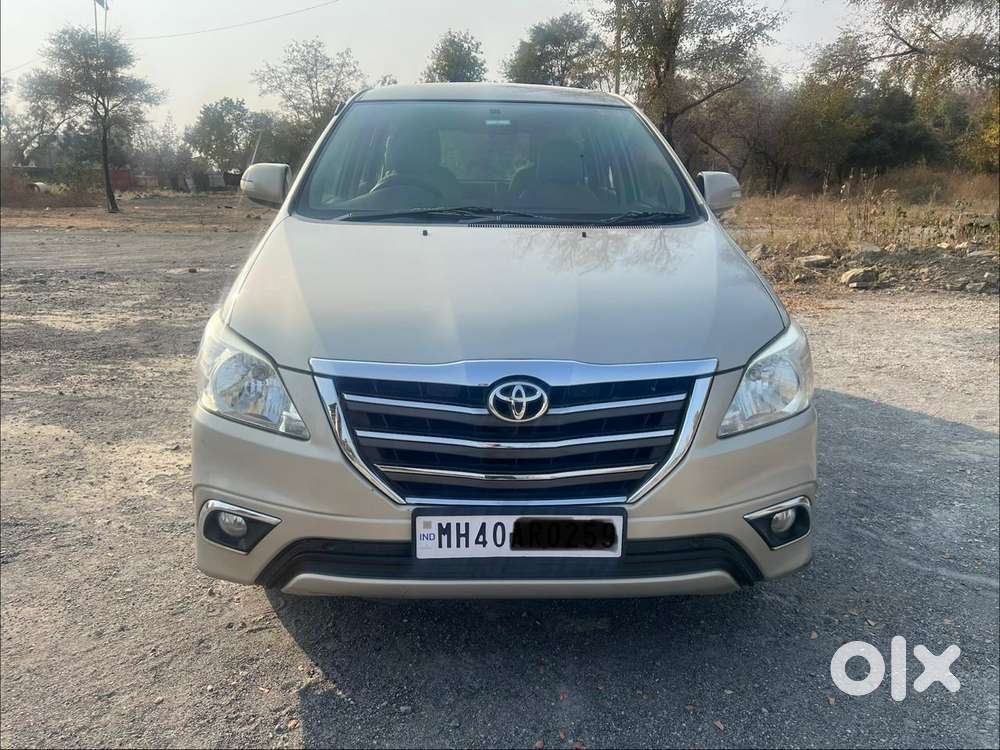 Toyota Innova [2013-2016] 2.5 V Diesel 7 Str, 2015, Diesel