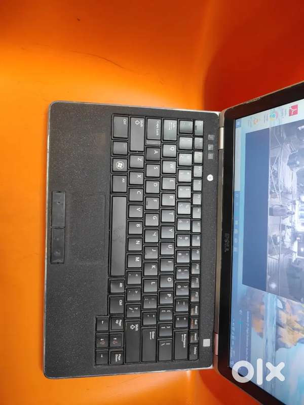 Dell latitude i7-2nd gen laptop rs 12000 only 256ssd,8gb cam wifi
