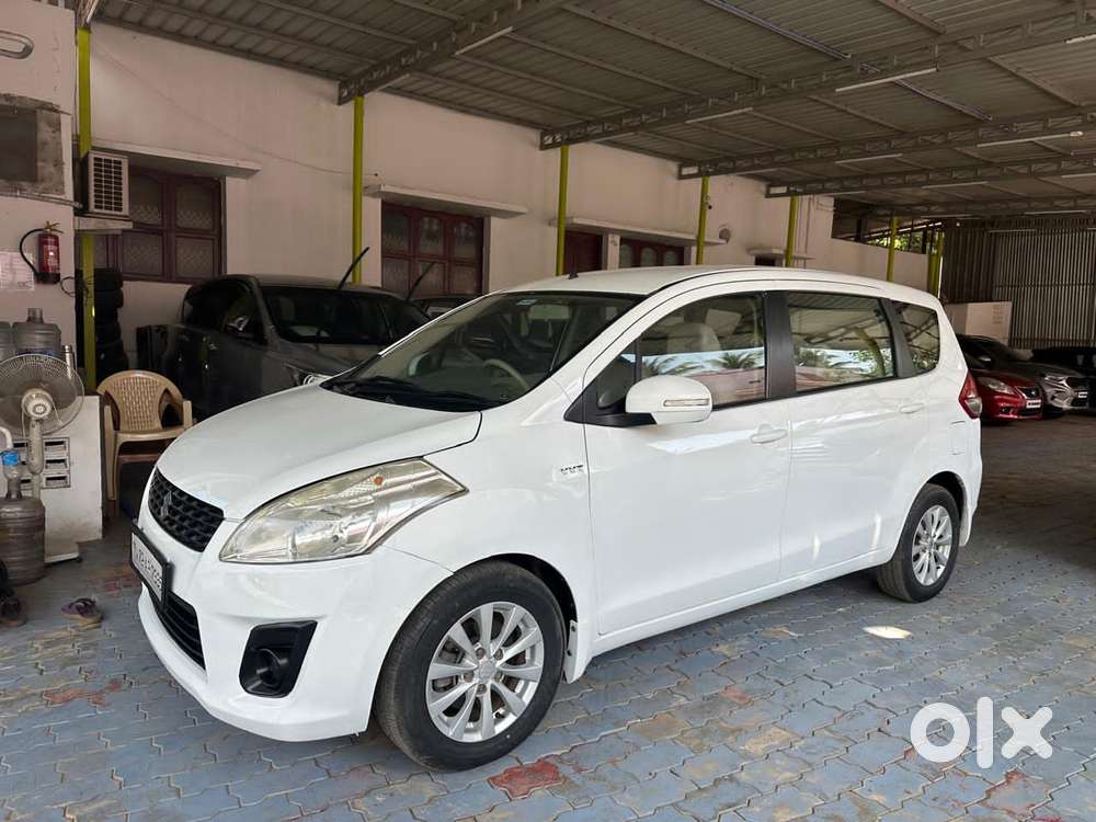 Maruti Suzuki Ertiga Zxi Shvs, 2013, Petrol