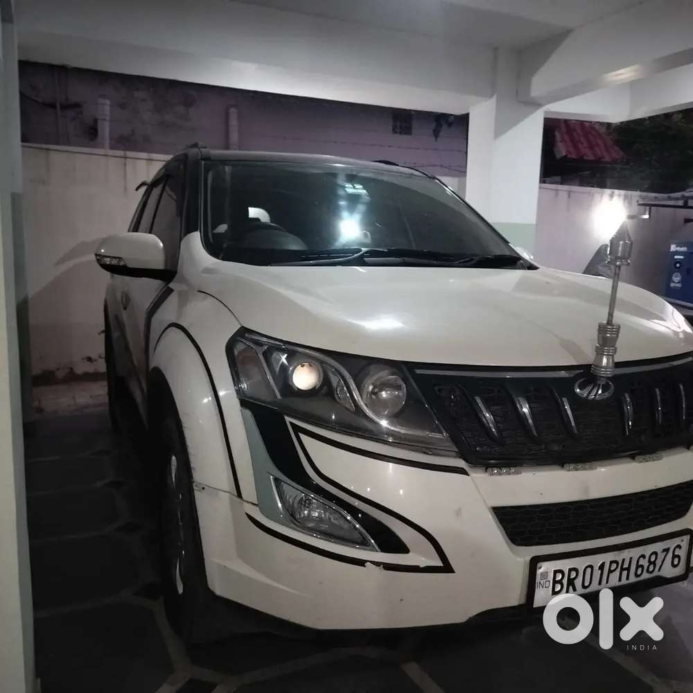 Mahindra Xuv500 2.2 W10 2017