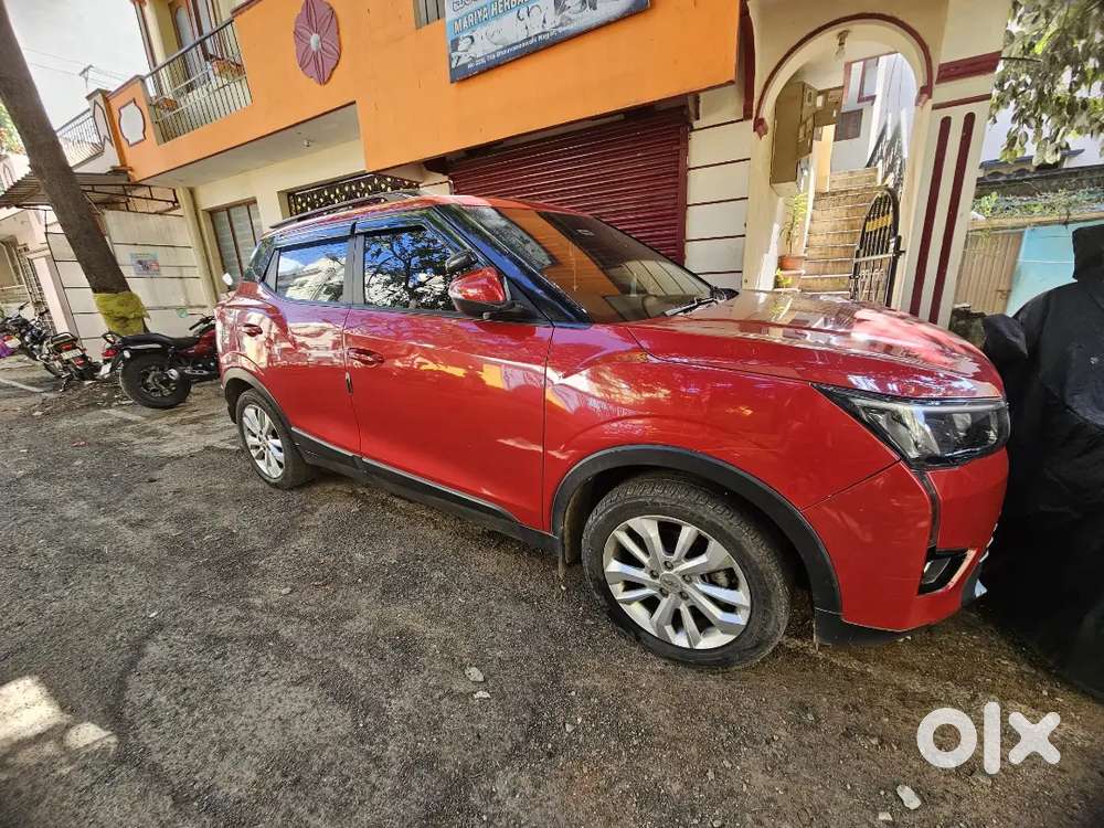 Mahindra Xuv300 2020 Petrol Well Maintained