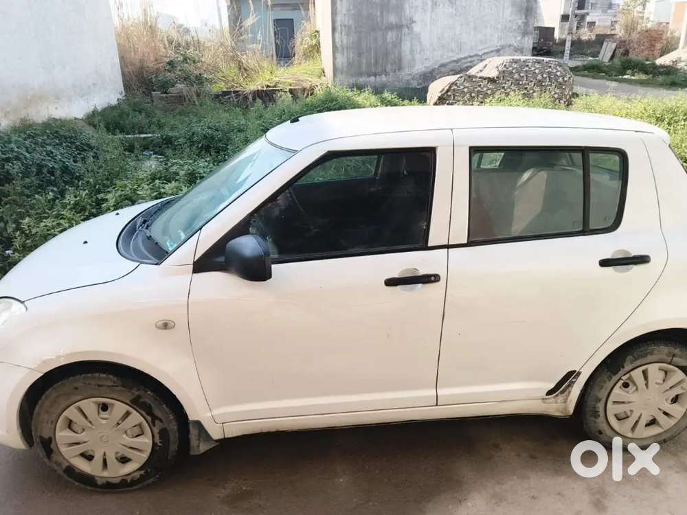 Maruti Suzuki Swift 2011 Cng & Hybrids 23000 Km Driven
