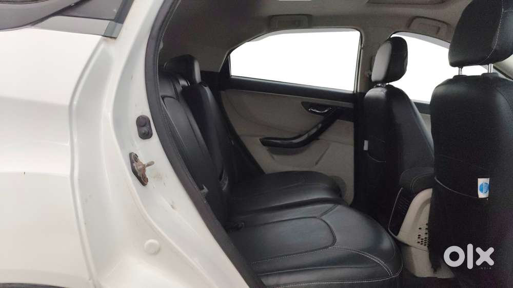 Tata Nexon 1.2 Revotron Xza Plus Premium, 2021, Petrol