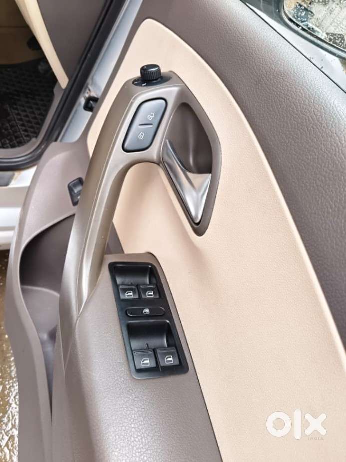 Volkswagen Vento 1.6 Highline, 2014, Petrol