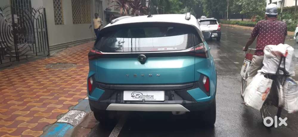 Tata Nexon Creative Plus S 1.2 Revotron Petrol 6 Amt, 2024, Petrol