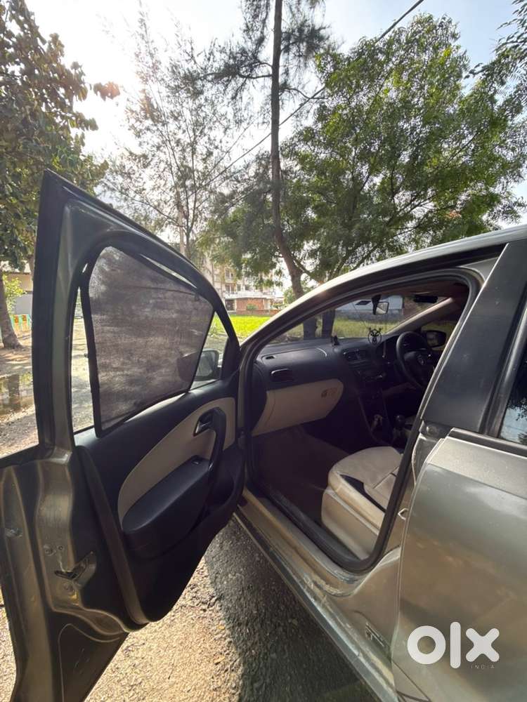 Volkswagen Polo Diesel Manual 2012