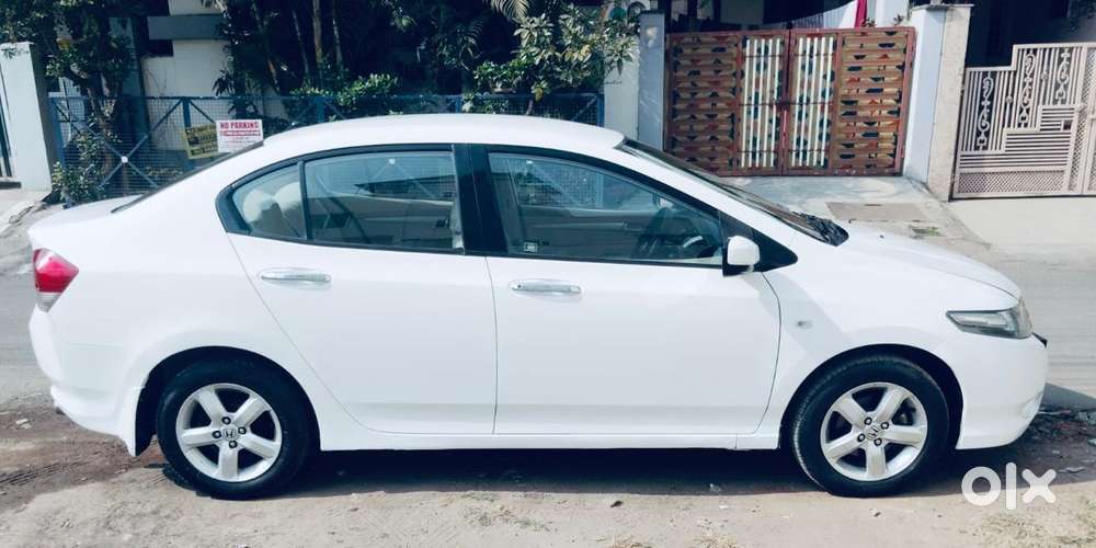 Honda City 2014-2015 V Mt, 2011, Petrol
