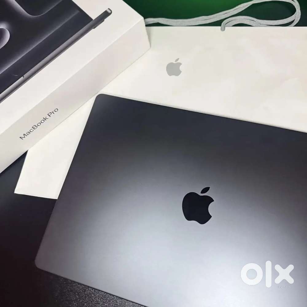 Apple MacBook Pro 16-Core M3 Max 2023 CPU 40-Core GPU 48GB 1TB SSD Spa