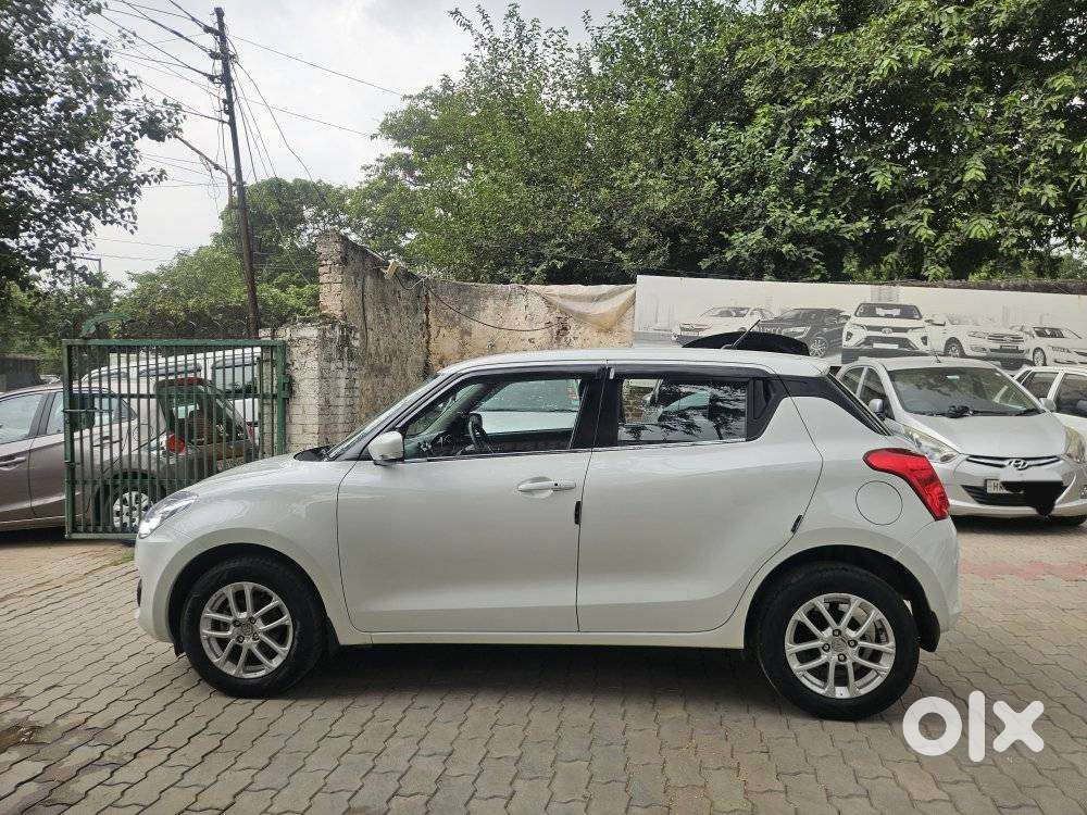 Maruti Suzuki Swift Vvt Zxi, 2022, Petrol