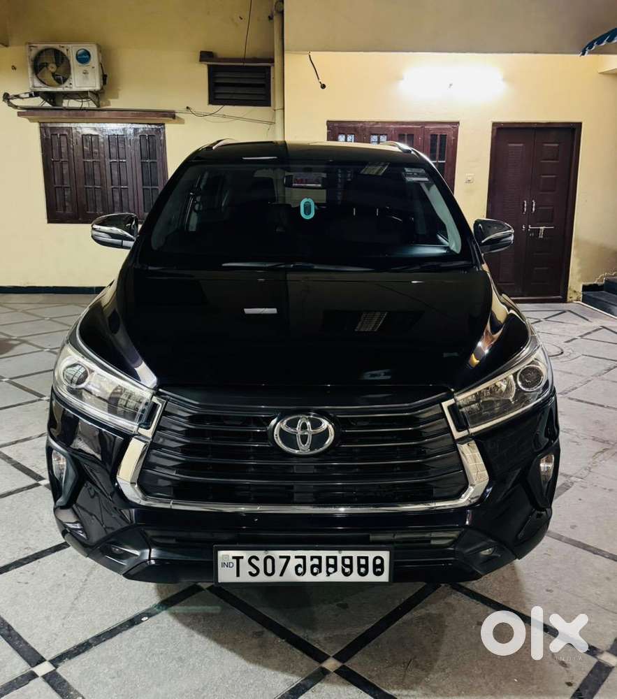 Toyota Innova Crysta 2022 Diesel 70000 Km Driven