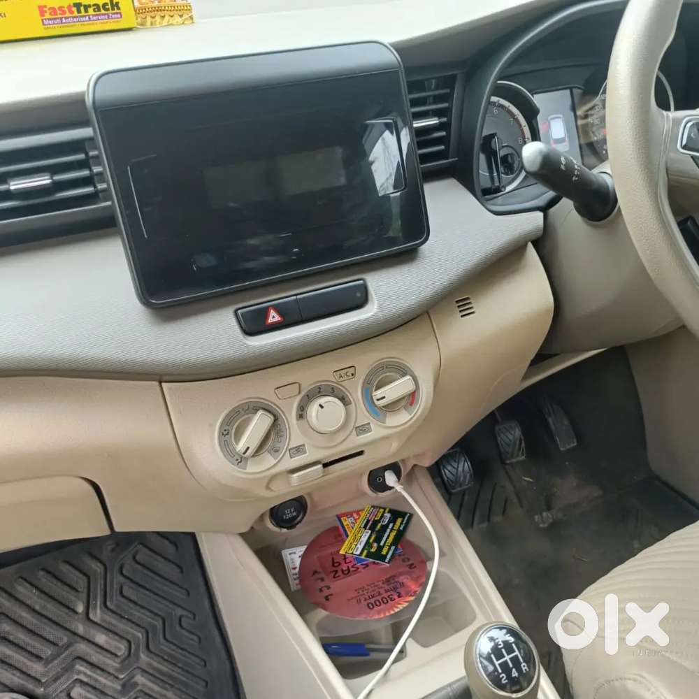 Maruti Suzuki Ertiga Vxi Cng 2025