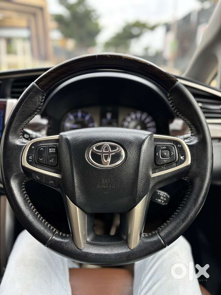 Toyota Innova Crysta 2.8z Automatic, 2019, Diesel