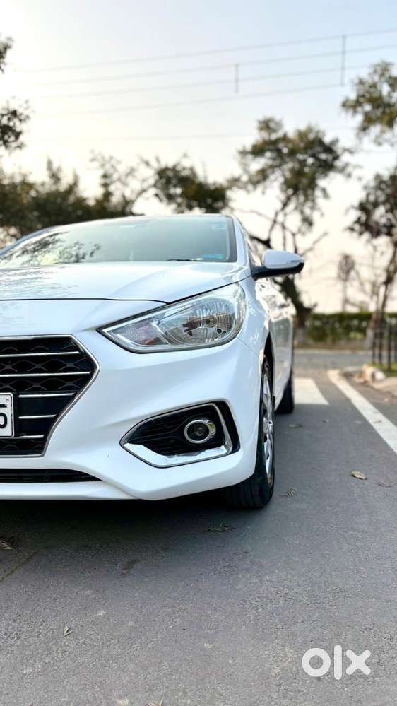 Hyundai Verna 1.6 Ex Vtvt, 2018, Petrol