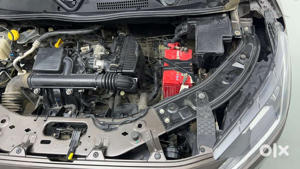 Nissan Magnite 1.0 Xv, 2022, Petrol
