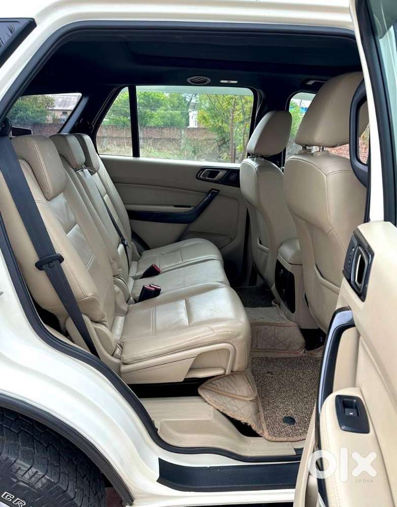 Ford Endeavour Titanium 4x2, 2021