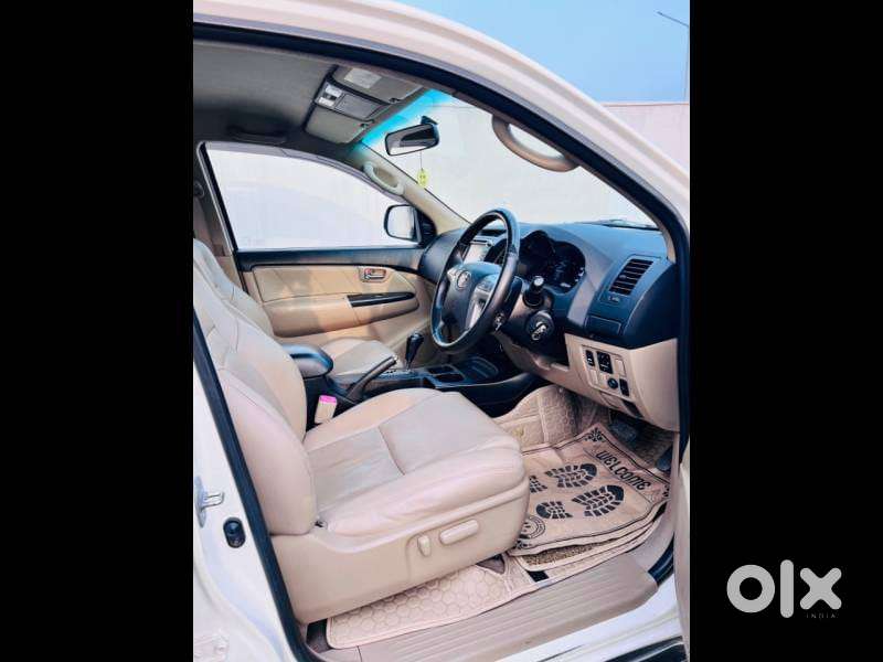 Toyota Fortuner 3.0 4x2 Automatic, 2015, Diesel