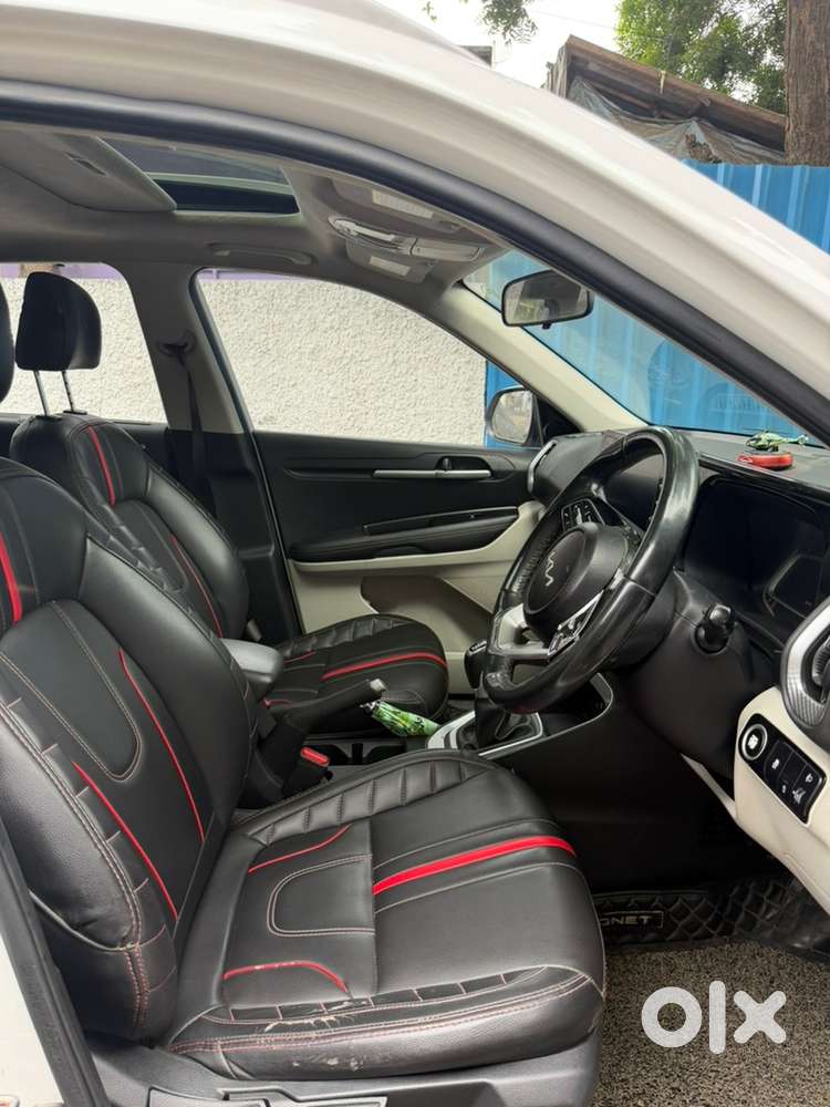 Kia Sonet Petrol 2023