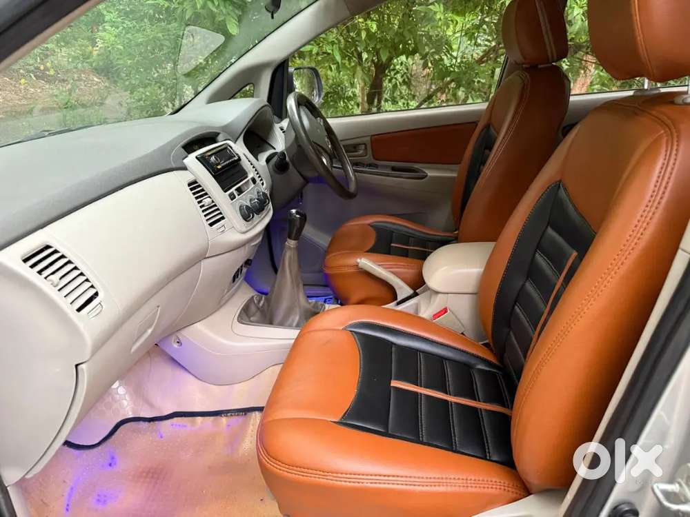 Innovag4 7seater,re Registered,210000km,3owner,price 735000