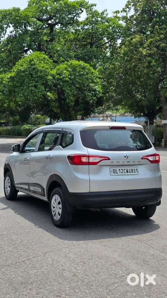 Renault Triber 1.0 Rxe, 2023, Petrol