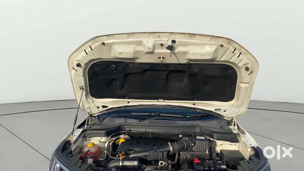 Mahindra Xuv300 W8 Option, 2022, Petrol