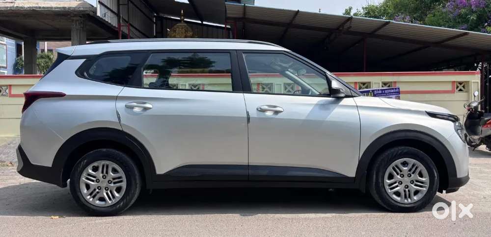 Kia Carens 2023