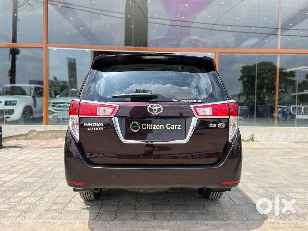 Toyota Innova Crysta 2.8z Automatic, 2017, Diesel