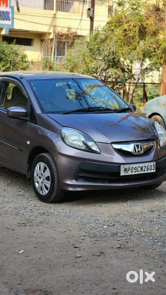 Honda Brio 2013 Petrol Well Maintained