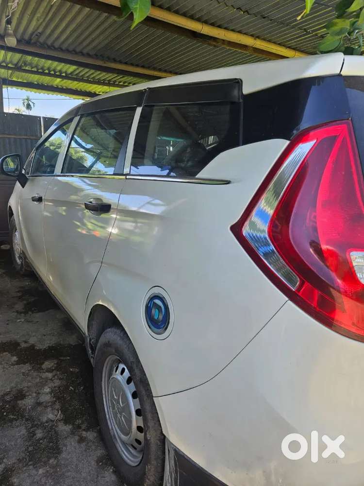 Mahindra Marazzo Diesel 2019