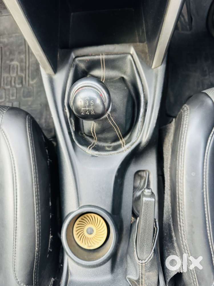 Toyota Innova Crysta 2.4 G Mt 7 Str, 2018, Diesel