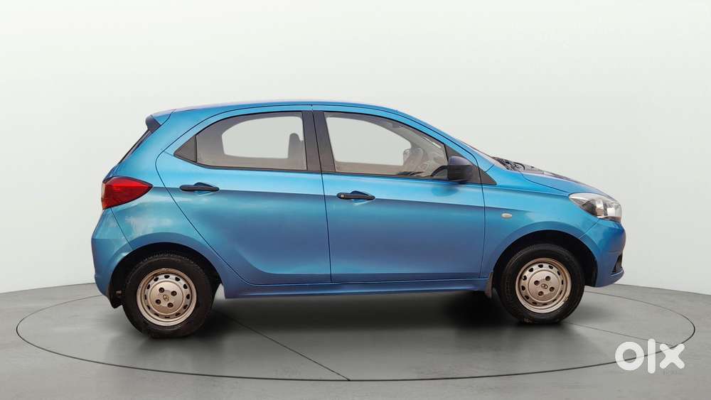 Tata Tiago 1.2 Revotron Xm, 2016, Petrol