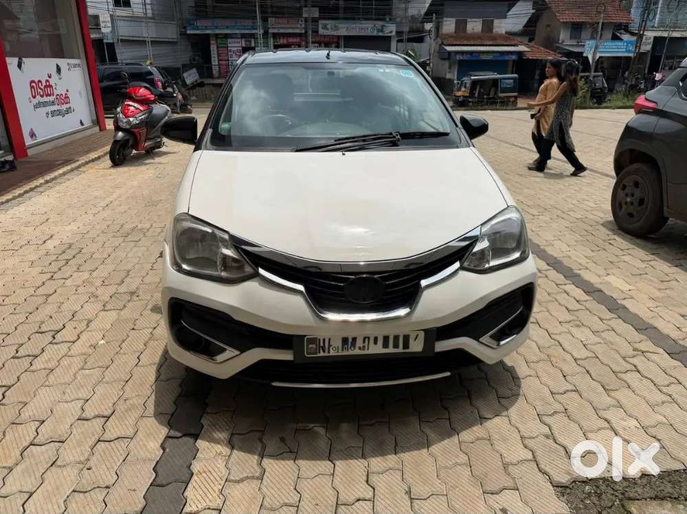 Toyota Etios Liva 2016