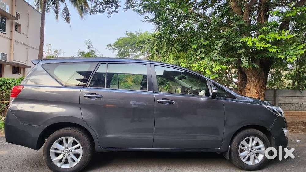 Toyota Innova Crysta 2.8 Gx At, 2016, Diesel