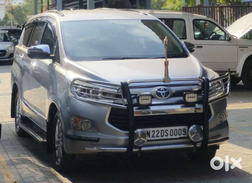 Toyota Innova Crysta 2.4 V, 2018, Diesel