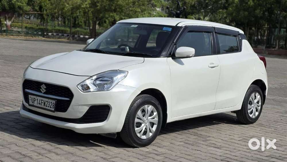 Maruti Suzuki Swift 1.2 Vxi Glory Edition, 2023, Petrol