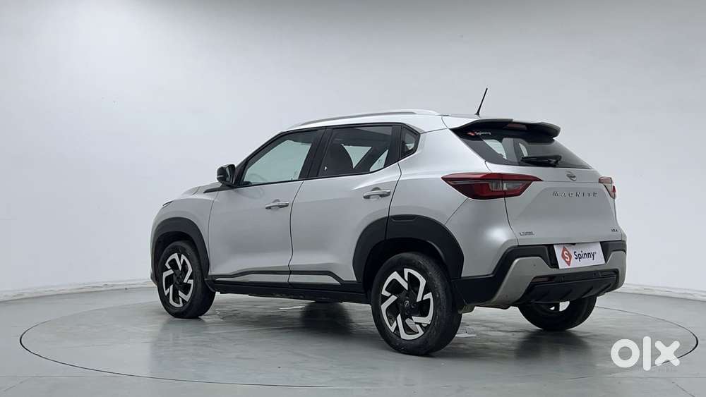 Nissan Magnite 1.0 Xv Turbo Cvt, 2022, Petrol