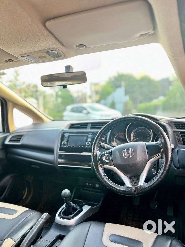 Honda Jazz 1.5 V I-dtec Mt, 2015, Diesel