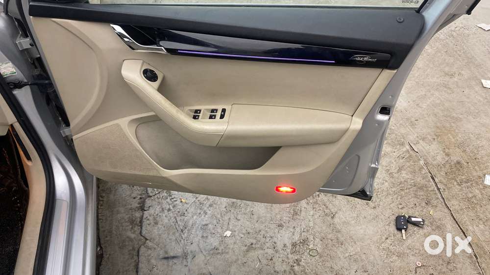 Skoda Octavia 1.8 Tsi At L K, 2018, Petrol