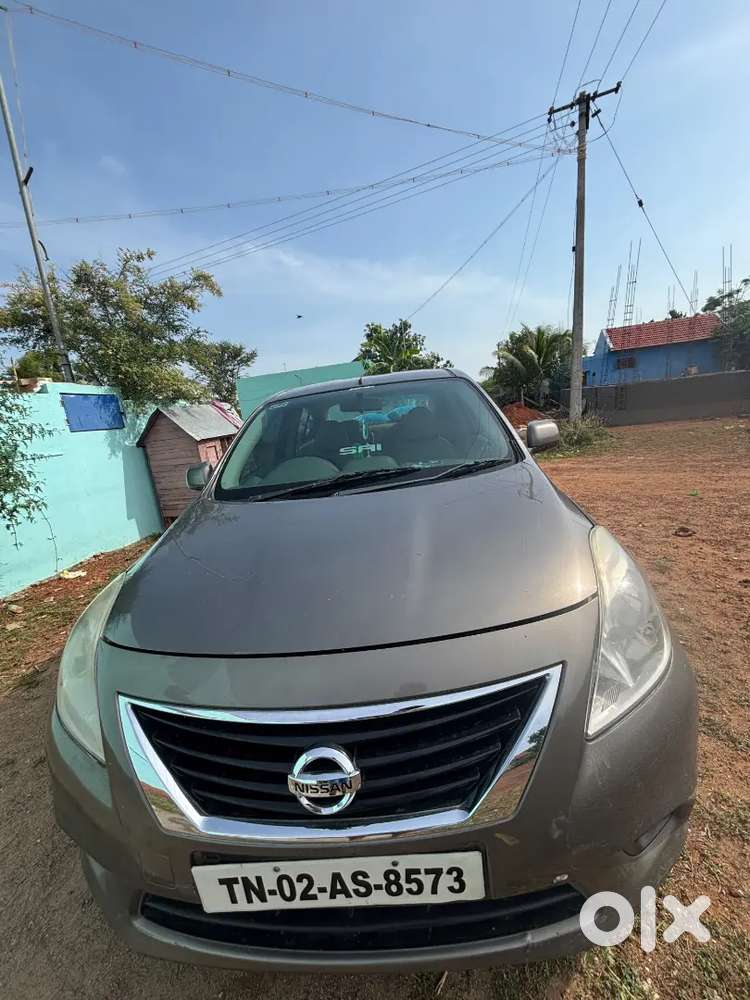 Nissan Sunny Petrol 2011