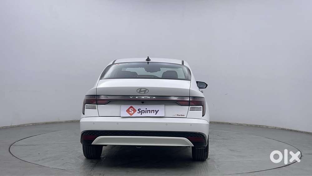 Hyundai Verna 1.5 Sx (o) Turbo Petrol Dct, 2024, Petrol