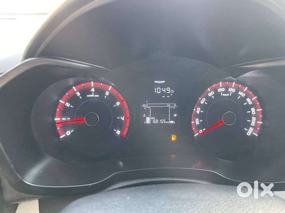 Mahindra Xuv300 W8, 2022, Petrol