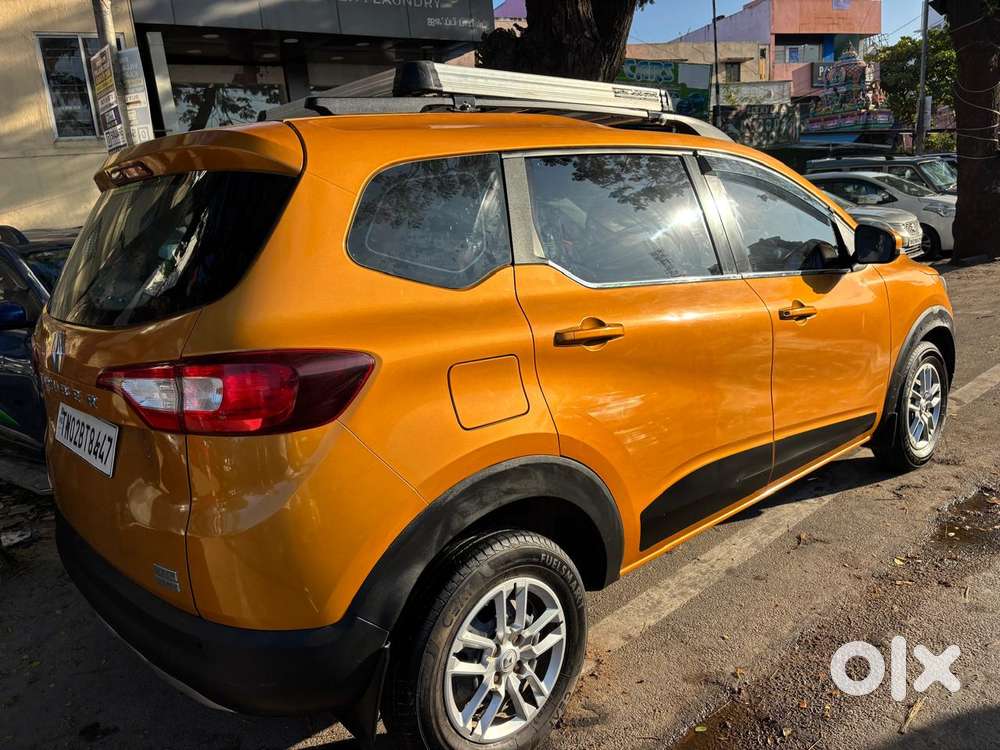 Renault Triber Rxt, 2021, Petrol