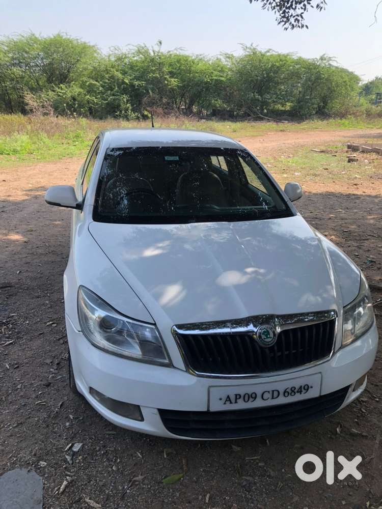 Skoda Laura Elegance 2012 Year